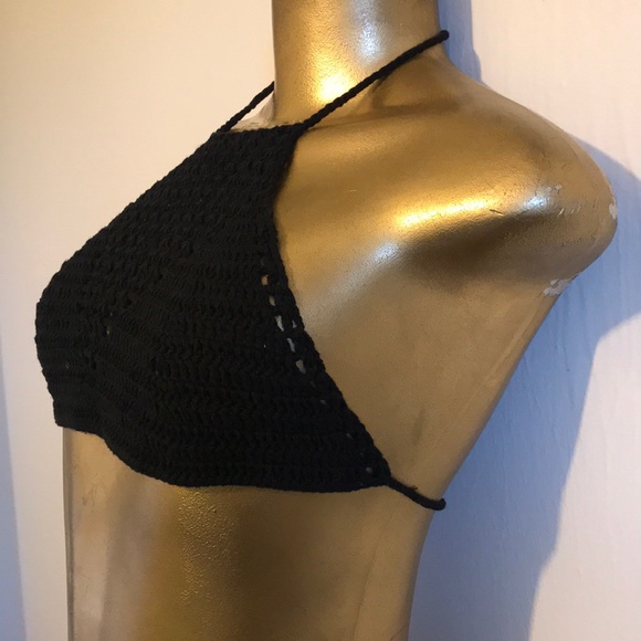 🌹 HOST PICK BOHO CROCHET BIKINI TOP 🌹 - Picture 3 of 4